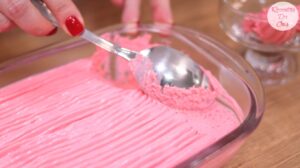 Aardbeienmousse (Dessert)
