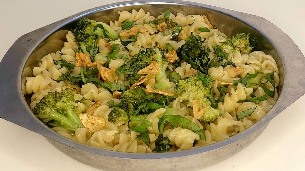 Deegwaren Met Broccoli