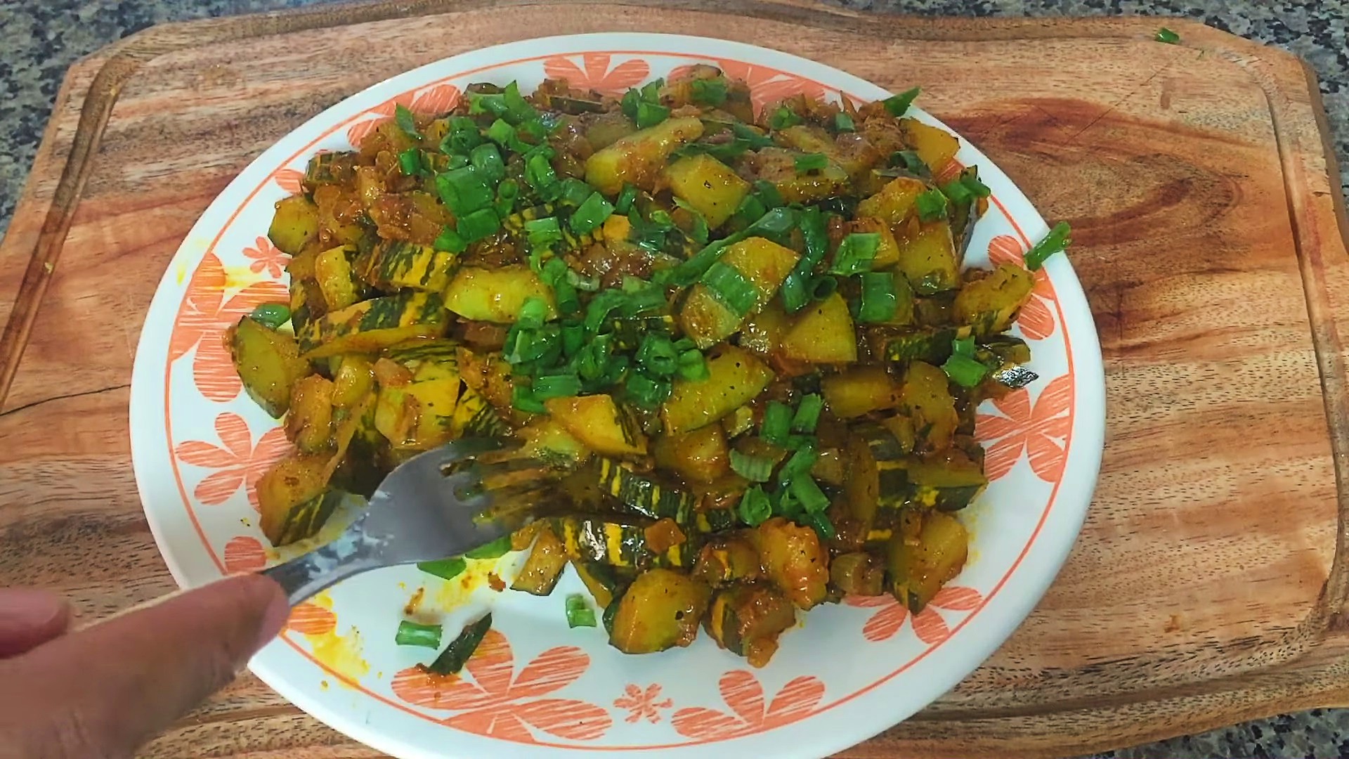 Traditionele Gestoofde Courgette