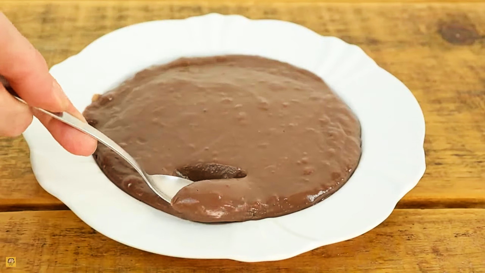 Eenvoudige en gemakkelijke lepel Brigadeiro