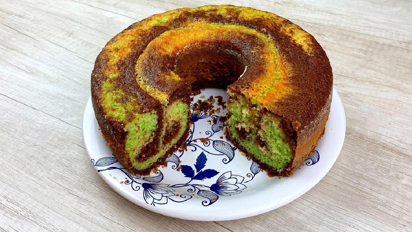 Napolitaanse Cake Met Citroengelatine