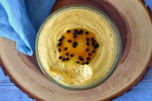 Passievruchtmousse met melkpoeder